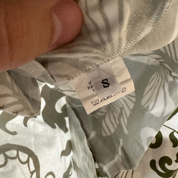 La DoubleJ Printed Puff Sleeve Mini Dress size small - Picture 9 of 9